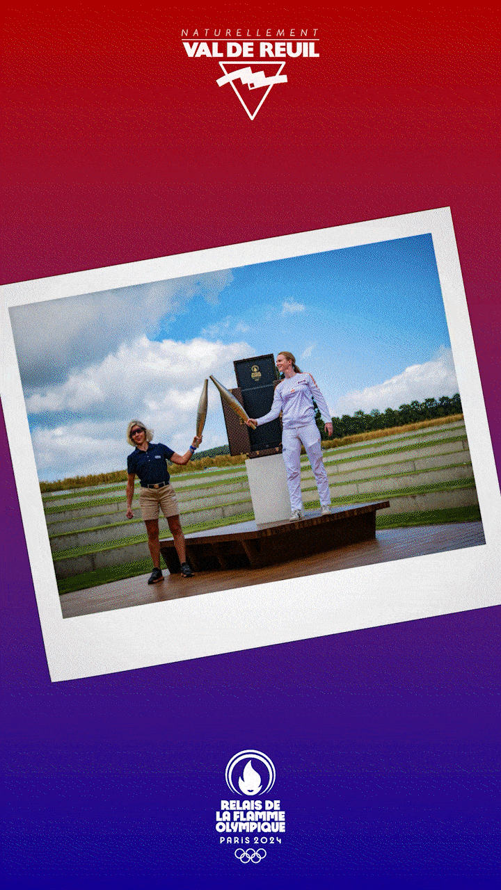 Affiche animée mettant en scène 5 photos du passage de la Flamme Olympique à Val-de-Reuil